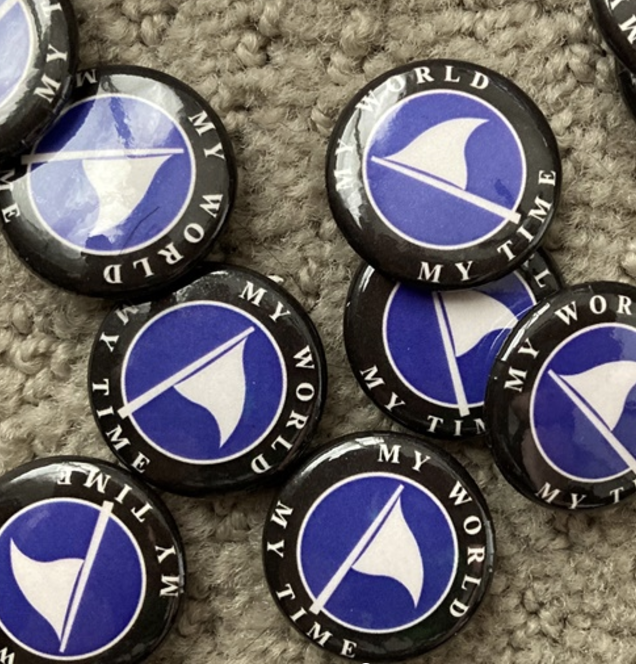 Flagbearer Button